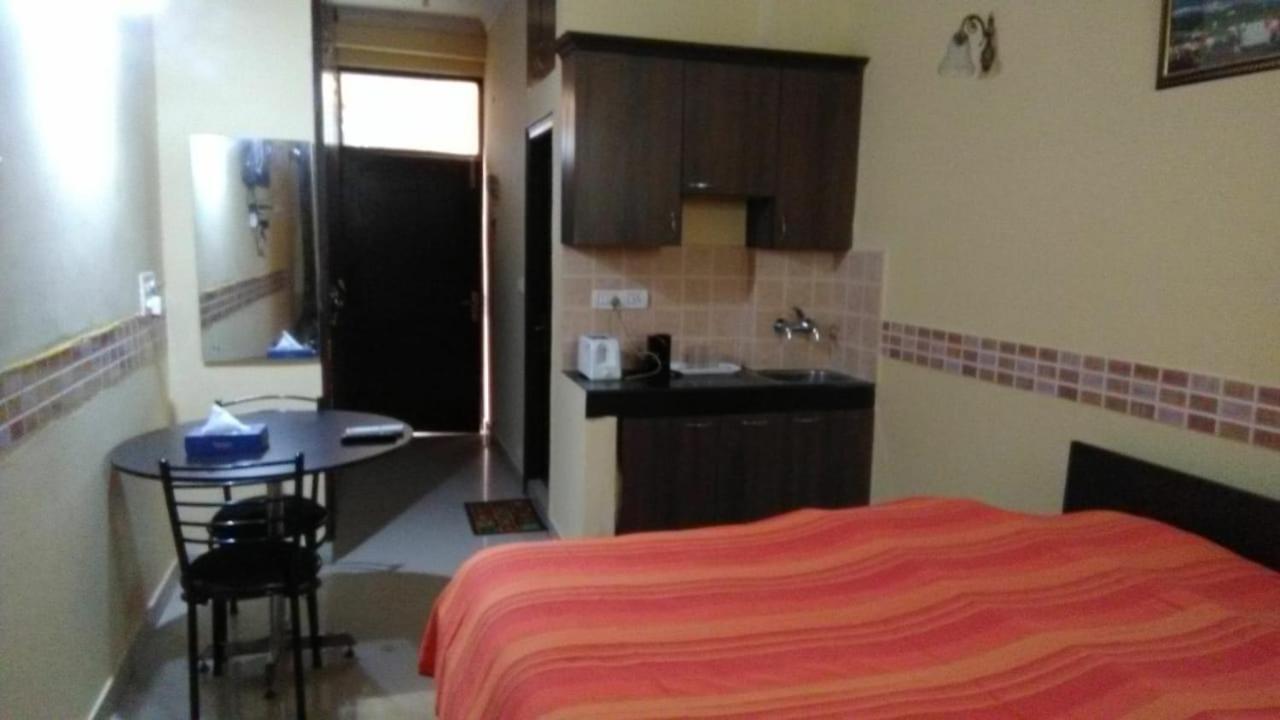 Hotel O Hya'S Homestay Dehradun Eksteriør bilde